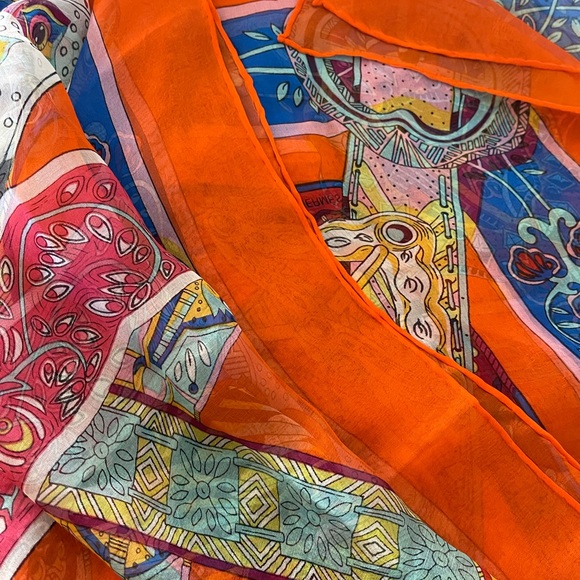 Hermès Paris Le Songe De La Licorne Silk Shawl Wrap Scarf.🧣🍂🍁 - Picture 15 of 16